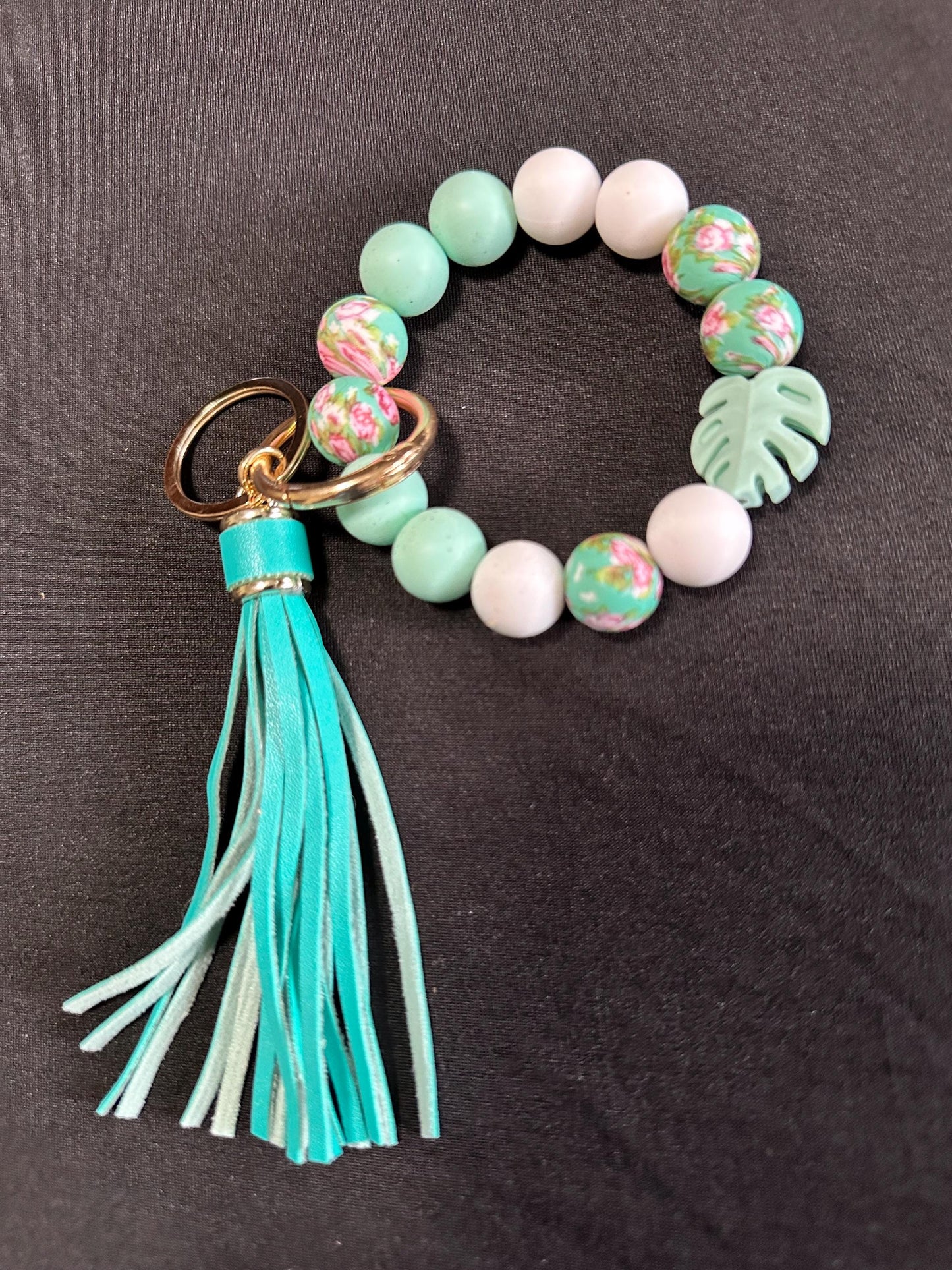 Beaded Plant Themed Key Chain. Elastic with metal links. Monstera Leaf